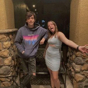 Meet your Posher, Johnathan